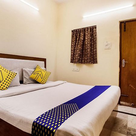 Hotel O City Inn Dx Új-Delhi Kültér fotó