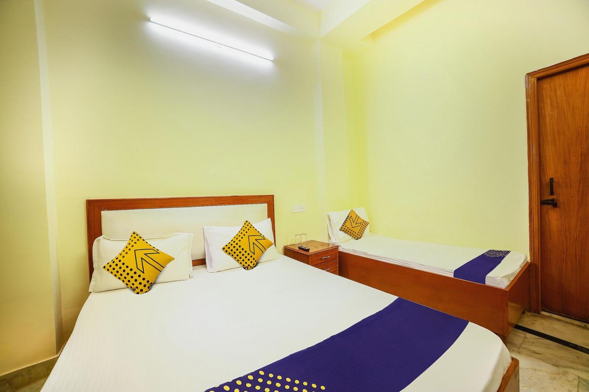 Hotel O City Inn Dx Új-Delhi Kültér fotó