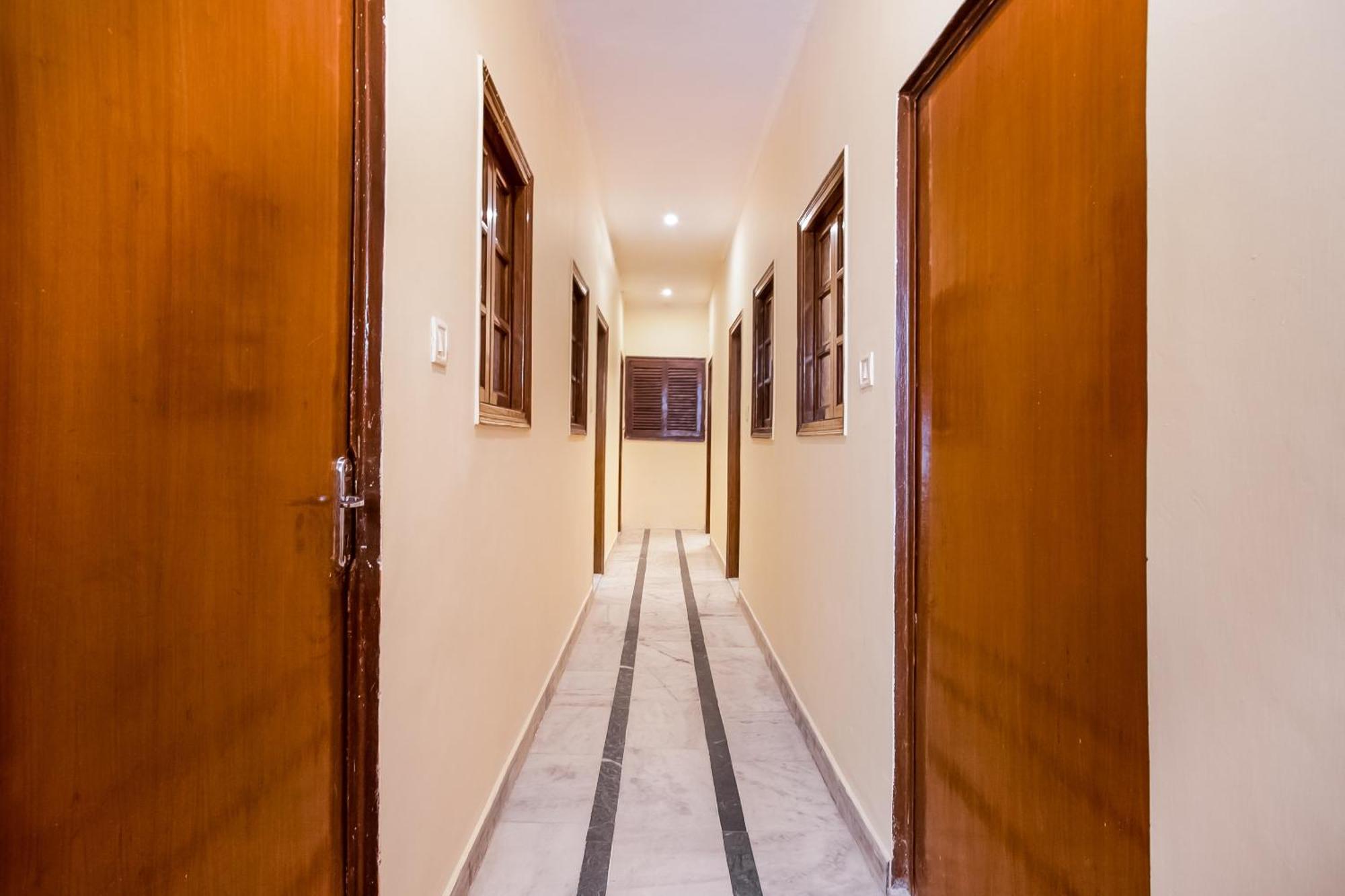 Hotel O City Inn Dx Új-Delhi Kültér fotó