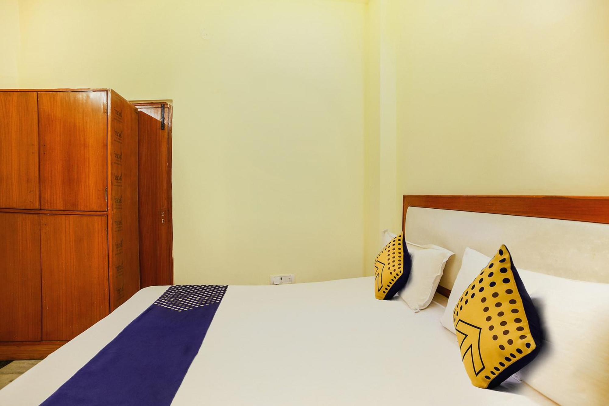 Hotel O City Inn Dx Új-Delhi Kültér fotó