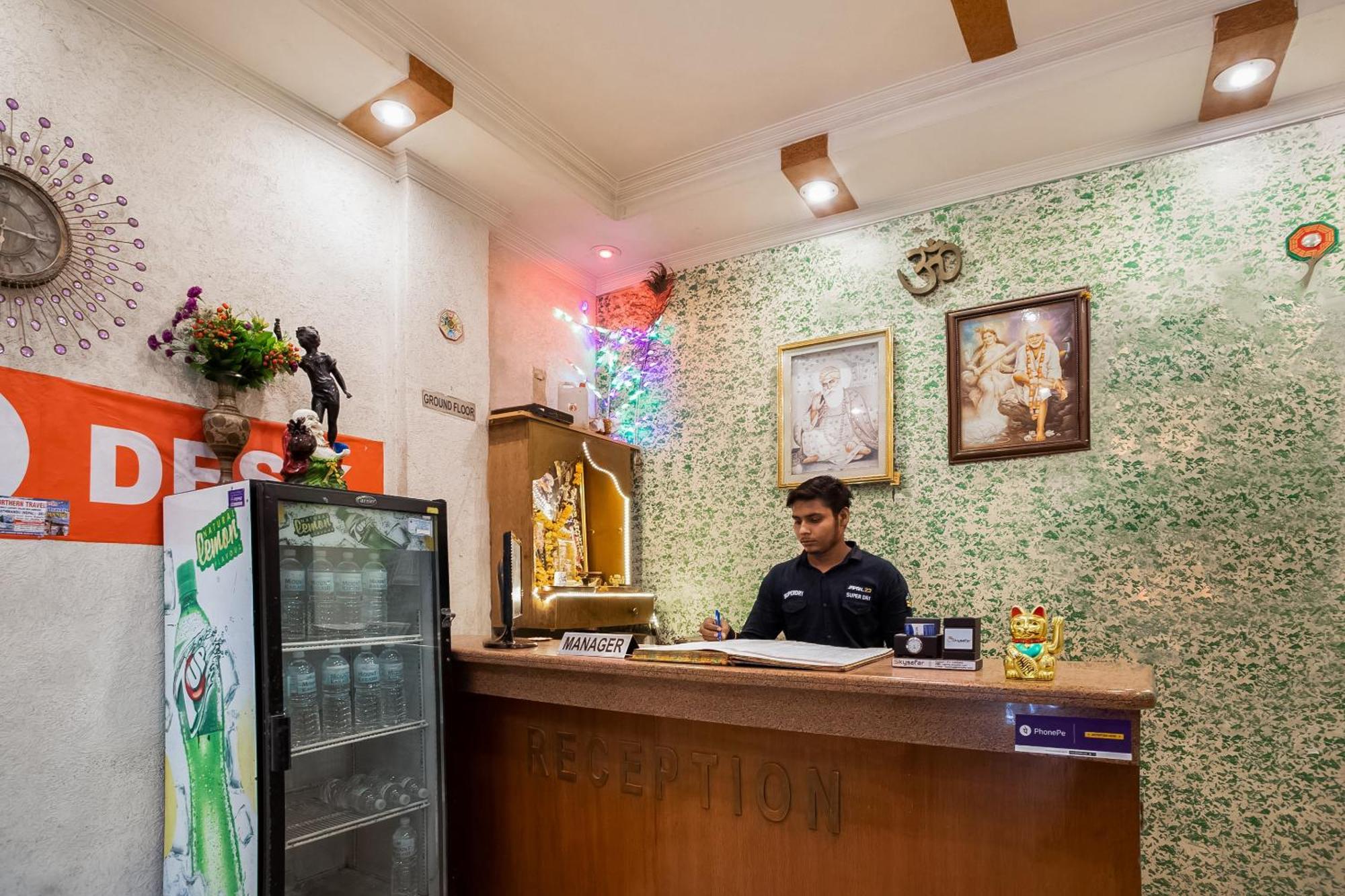 Hotel O City Inn Dx Új-Delhi Kültér fotó