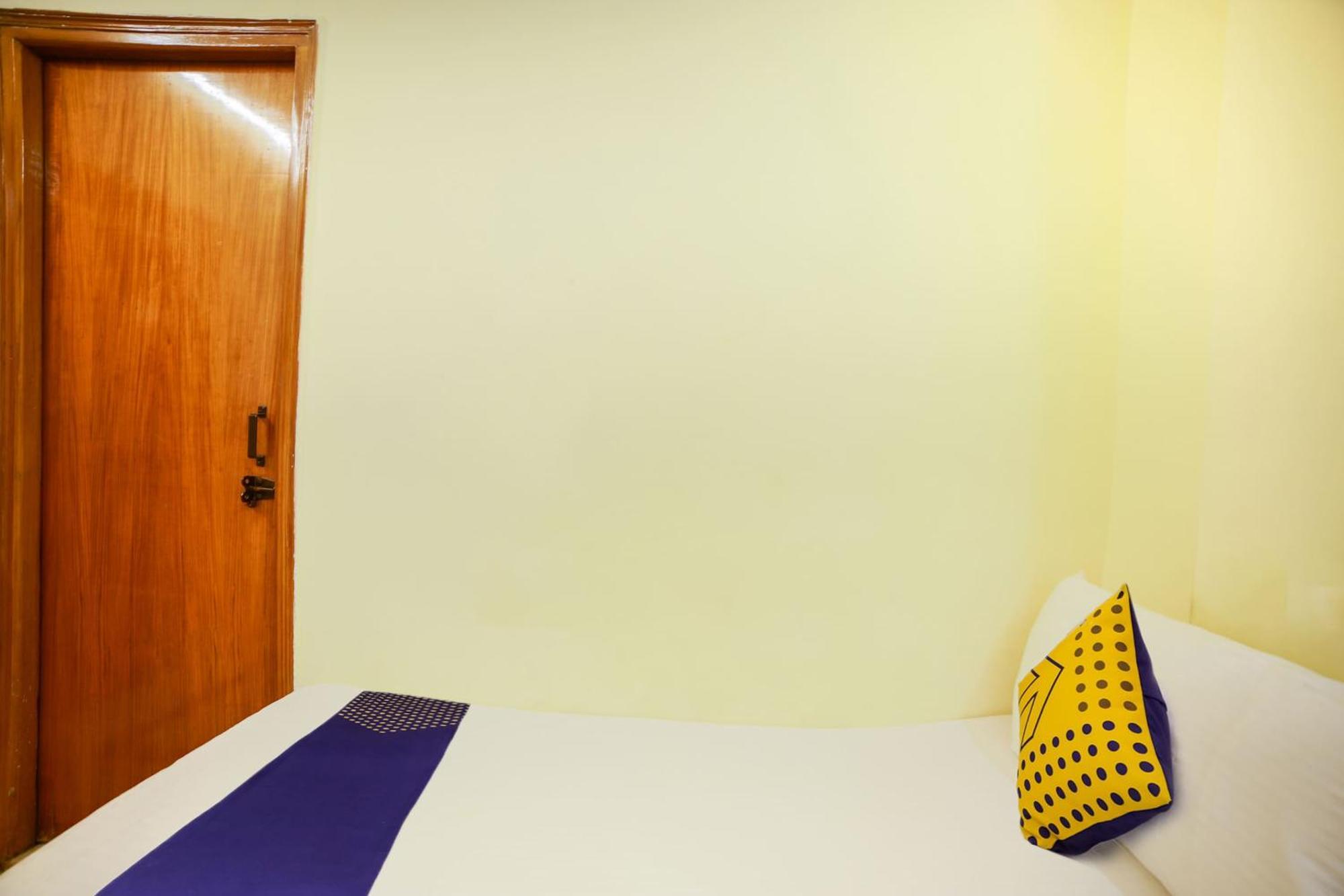 Hotel O City Inn Dx Új-Delhi Kültér fotó