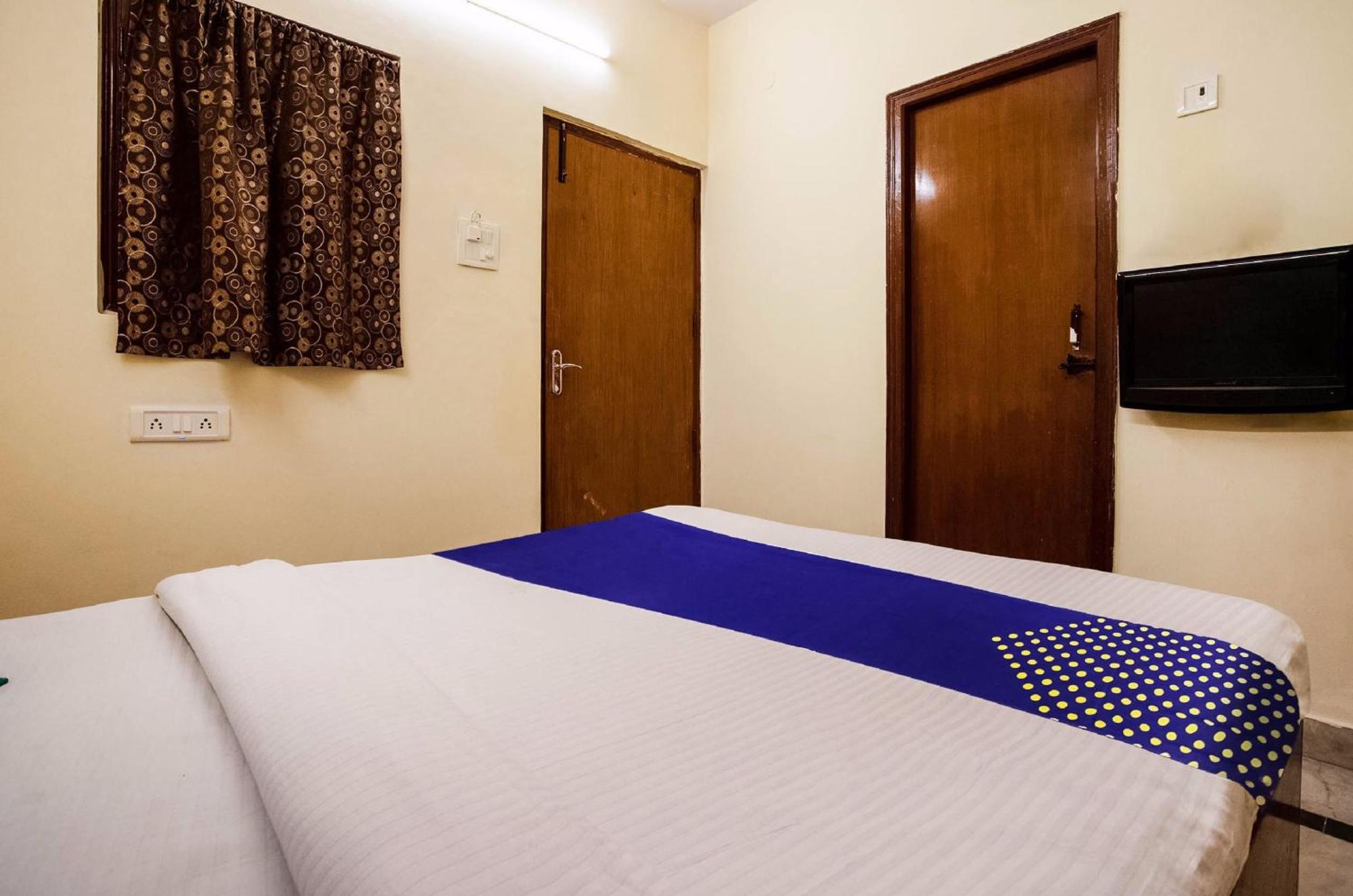 Hotel O City Inn Dx Új-Delhi Kültér fotó